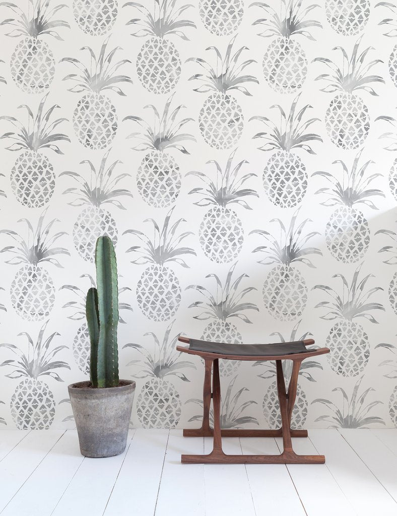 Pina Pintada Wallpaper in Gull design by Aimee Wilder