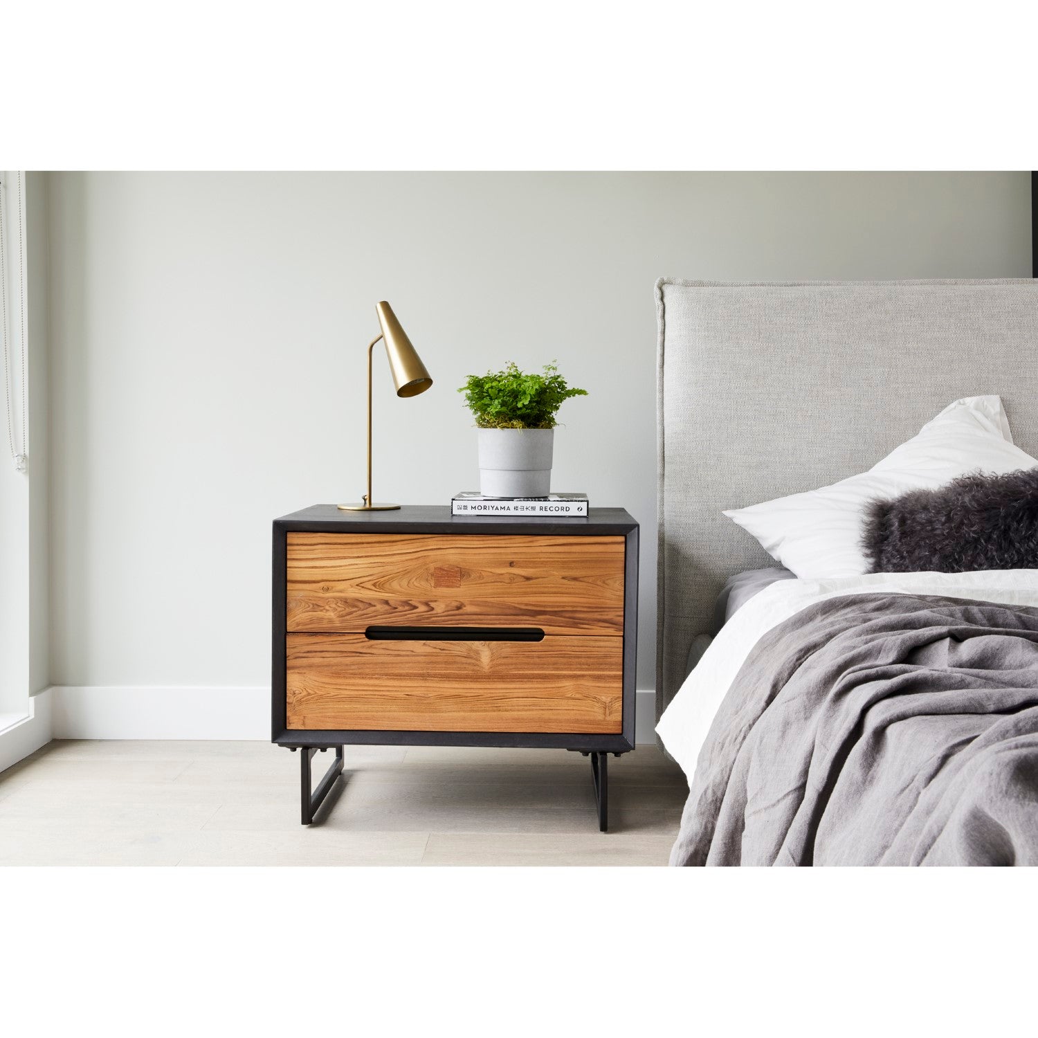 Luzon Queen Bed Light Grey 15