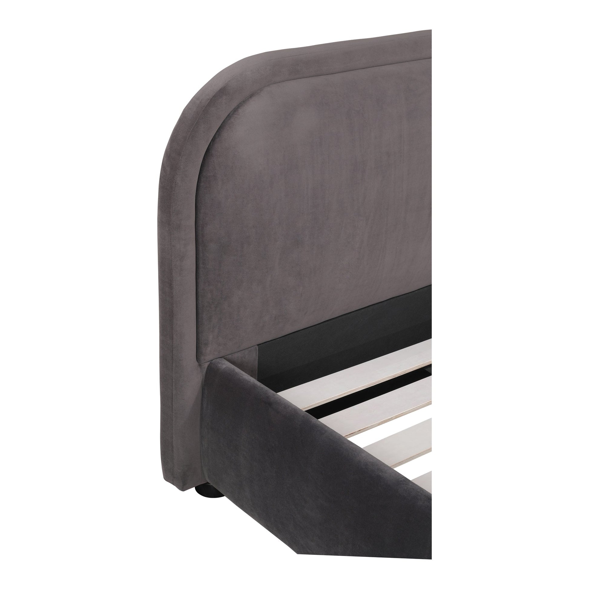 colin queen bed by Moe's Home Collection mhc rn 1146 25 9
