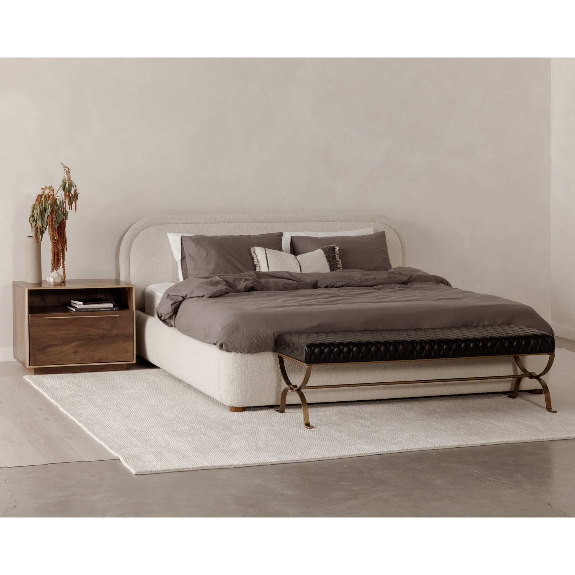 colin queen bed by Moe's Home Collection mhc rn 1146 25 17