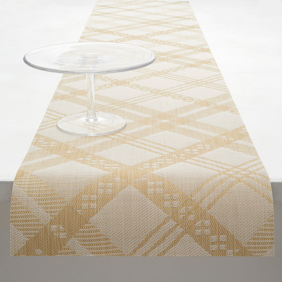 Ribbons Table Runner Martha Stewart Chw 100925 001 10