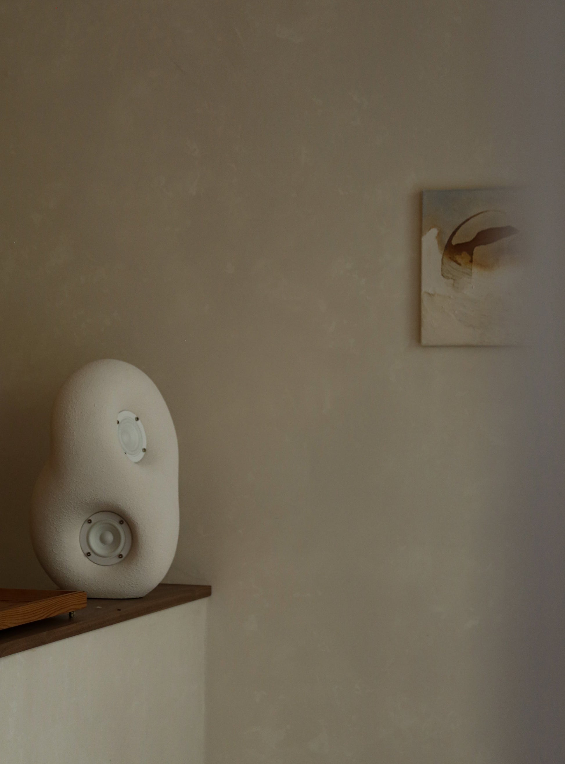 acoustic sculpture speaker by transparent 16
