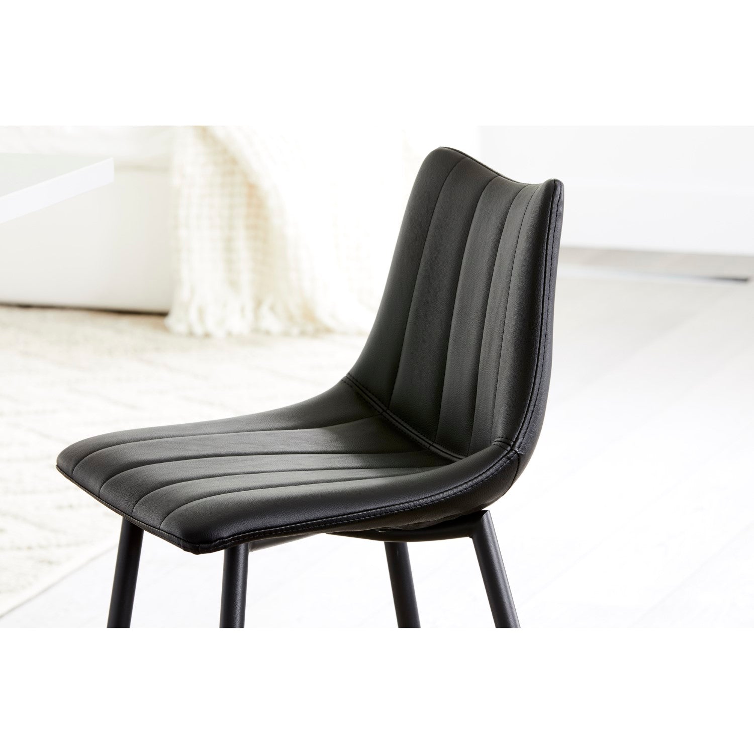 Alibi Counter Stools 18