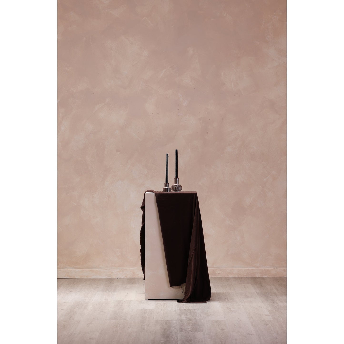 Maud Stoneware Candle Holder By Moes Home Mhc Vz 1048 03 10