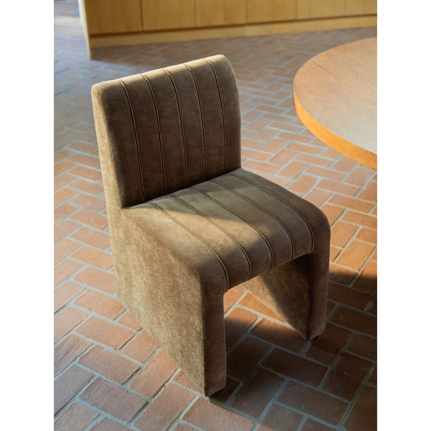 Sally Dining Chair Moes Home Collection Mhc Ym 1025 27 5