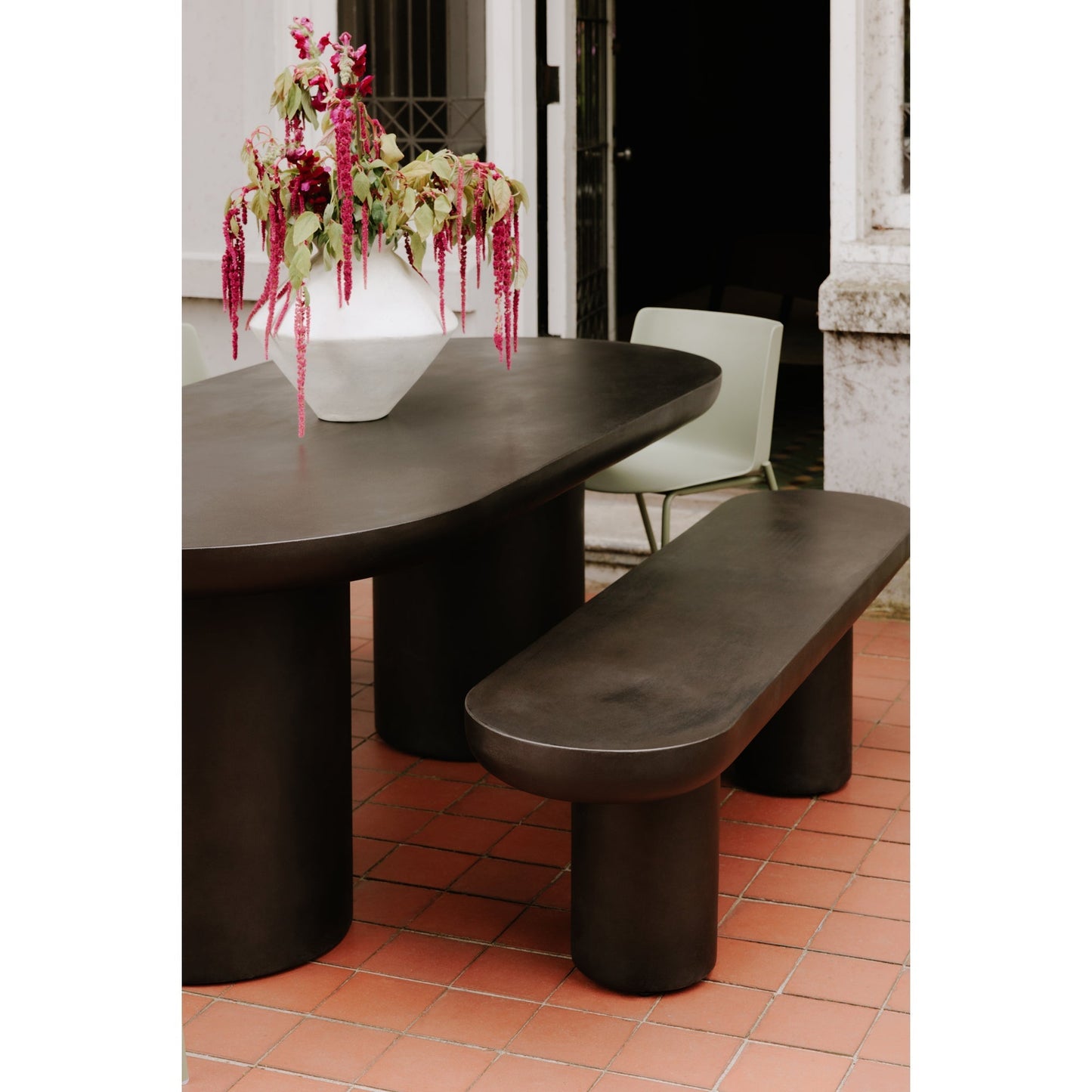 rocca dining table by Moe's Home Collection mhc zt 1033 02 5