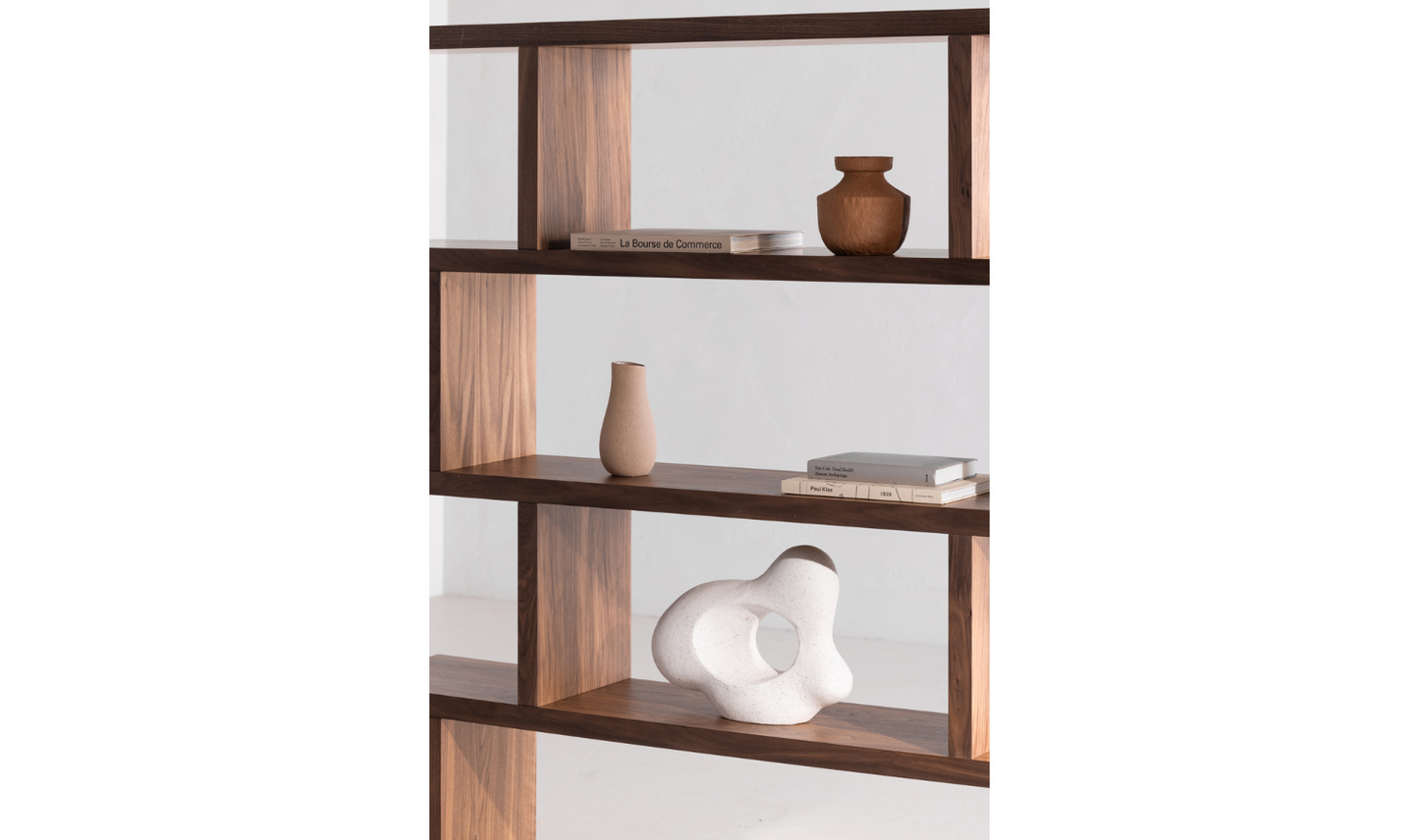 Miri Bookshelves 15