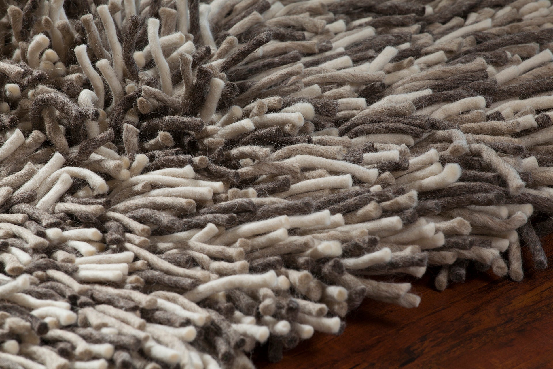 Big Jos Hand Woven Contemporary Shag Big 20803 Rug Chandra Rugs 5