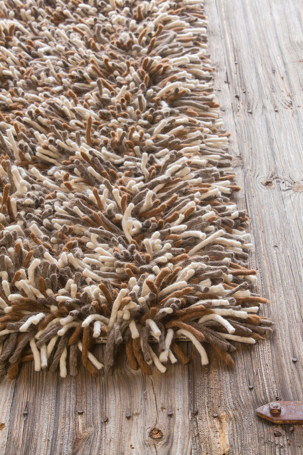 Big Jos Hand Woven Contemporary Shag Big 20801 Rug Chandra Rugs 5