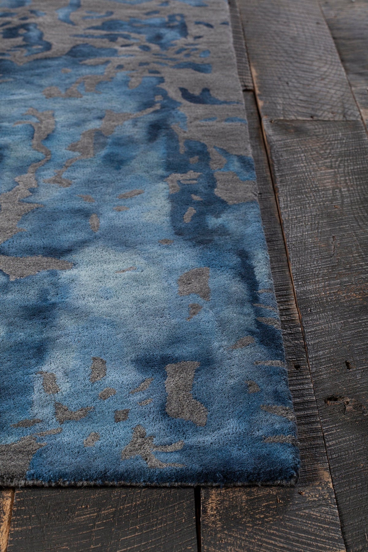 Brynn Hand Tufted Contemporay Bry 42702 Rug Chandra Rugs 2