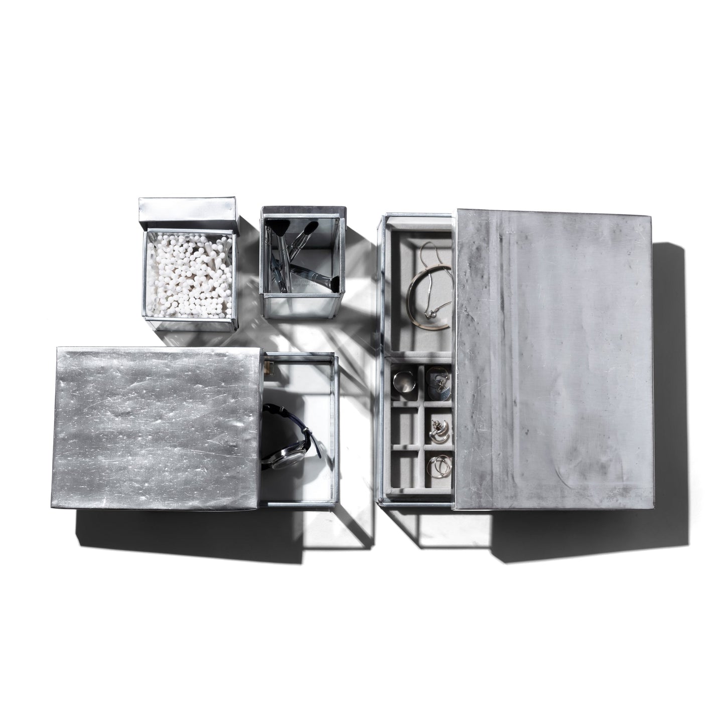 glass box w recycle steel lid pen stand 2