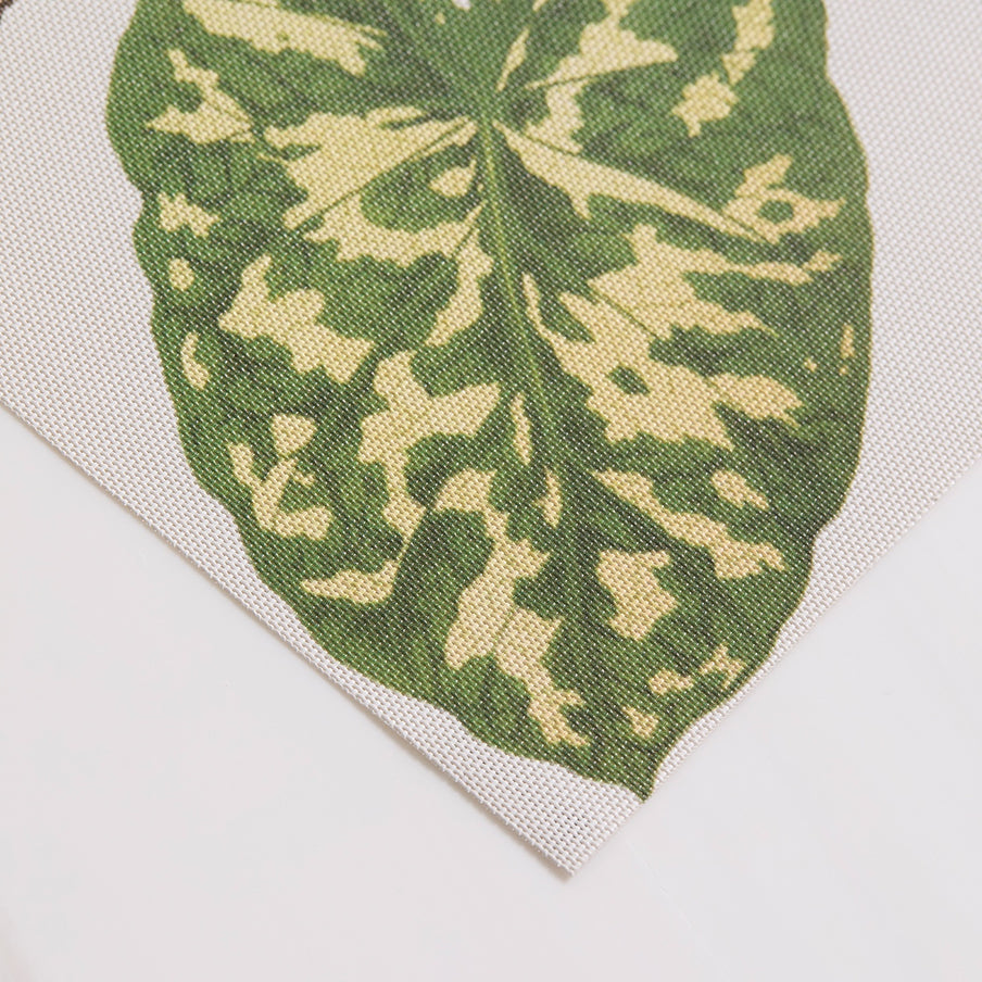 Scattered Leaves Placemat Martha Stewart Chw 101039 001 3