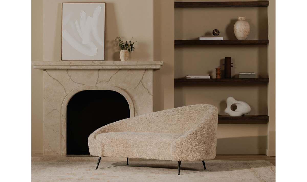 Abigail Chaises 9