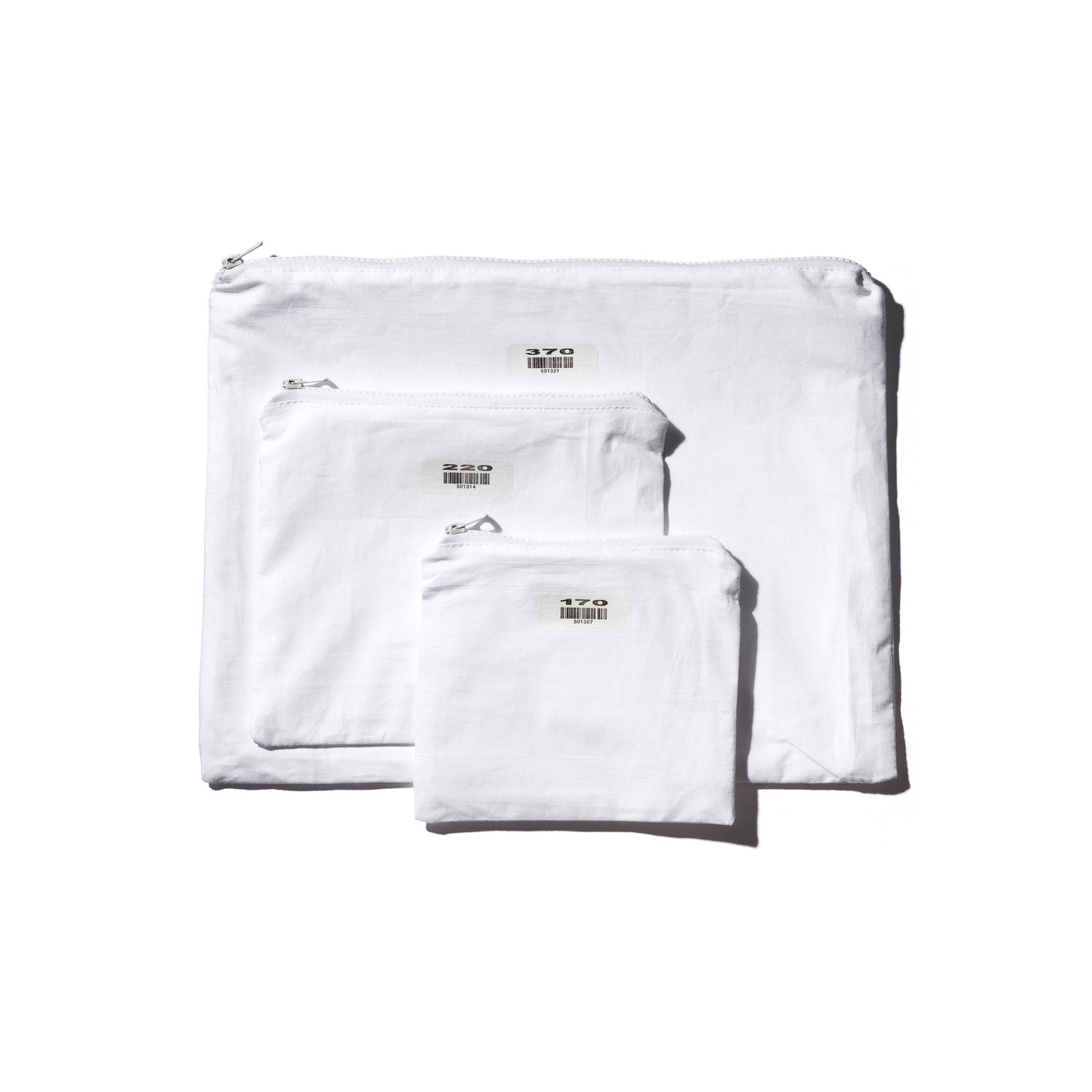 plain pouch 220 design by puebco 4